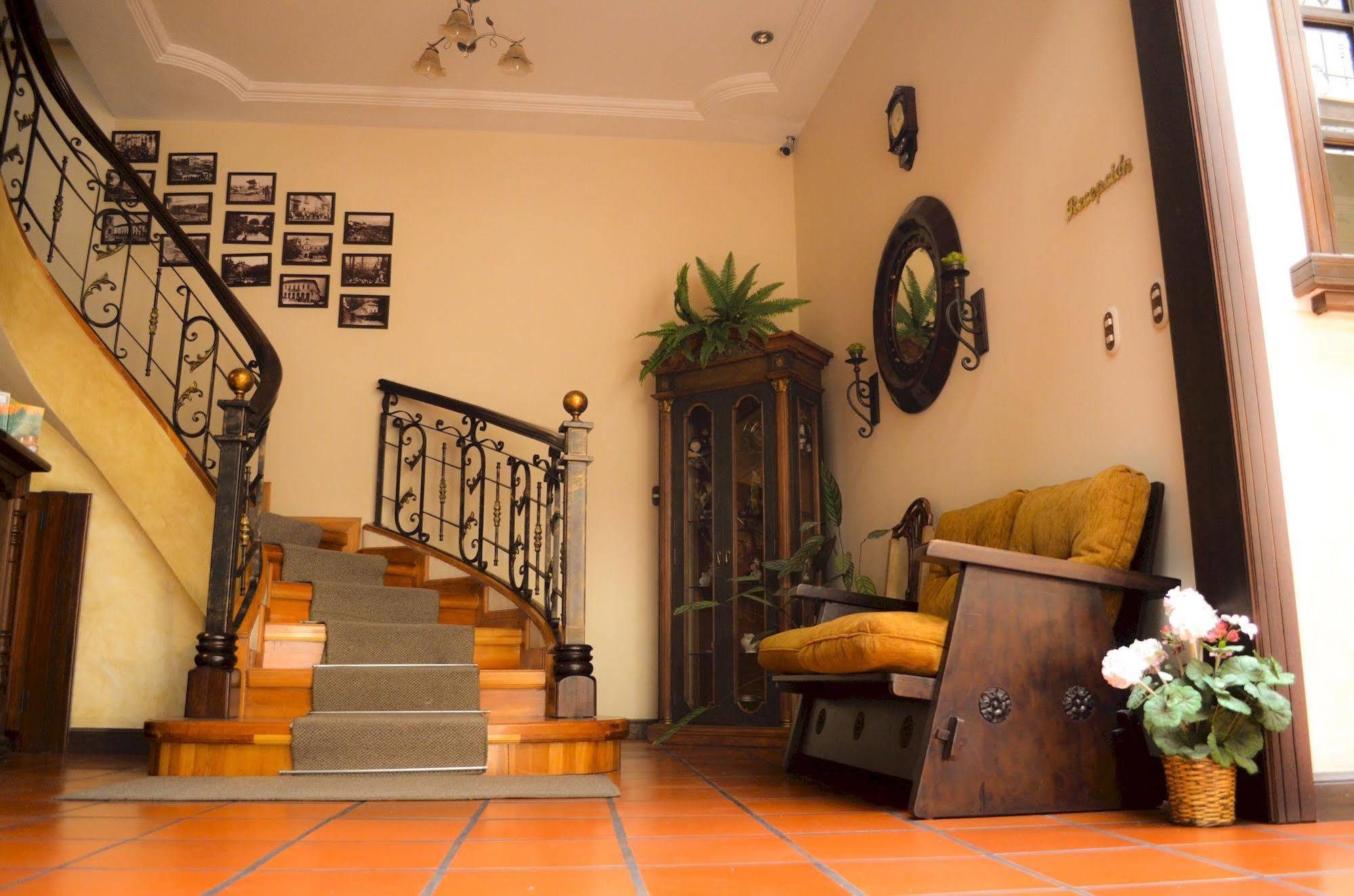 La Posada Cuencana Hotel Экстерьер фото